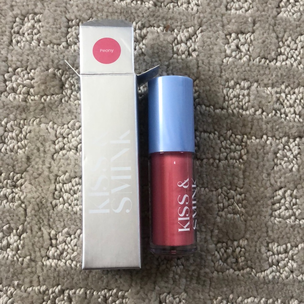 Kiss and Smirk Lip Aura Tinted Lip Oil in Peony 3.5g